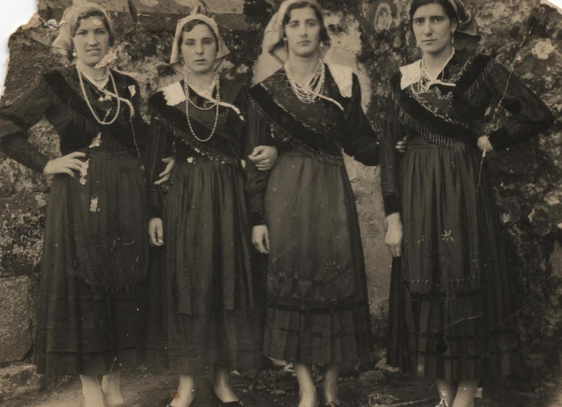 El Traje de Cabranes: el singular atuendo en negro que volvió de los arcones