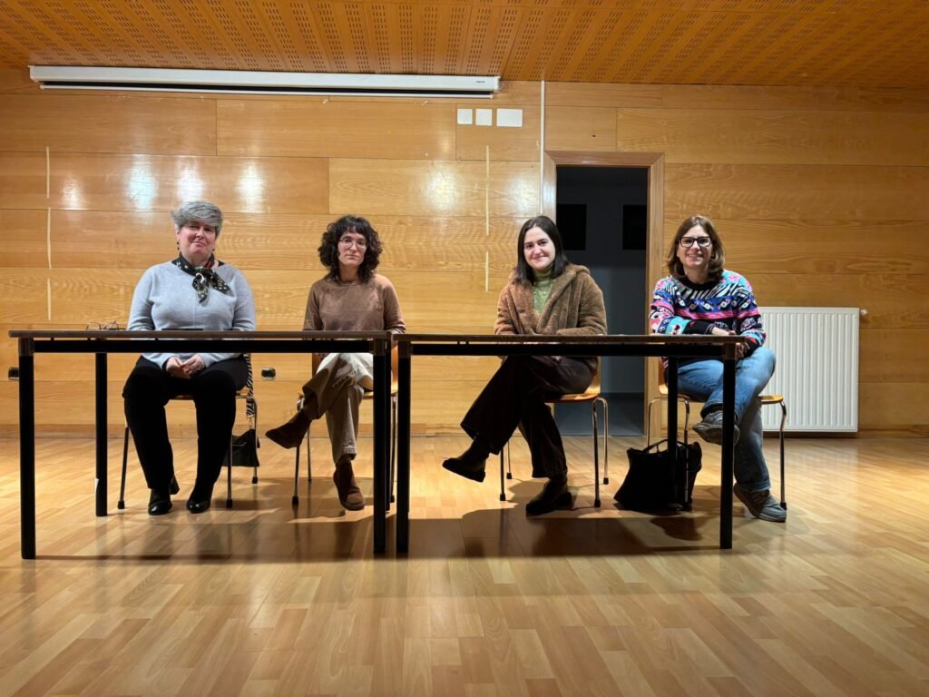 Piloña entrega los premios del II del Concurso de Microrrelatos del 25N