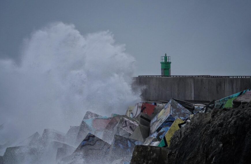 La costa de Llanes, imponente bajo las olas