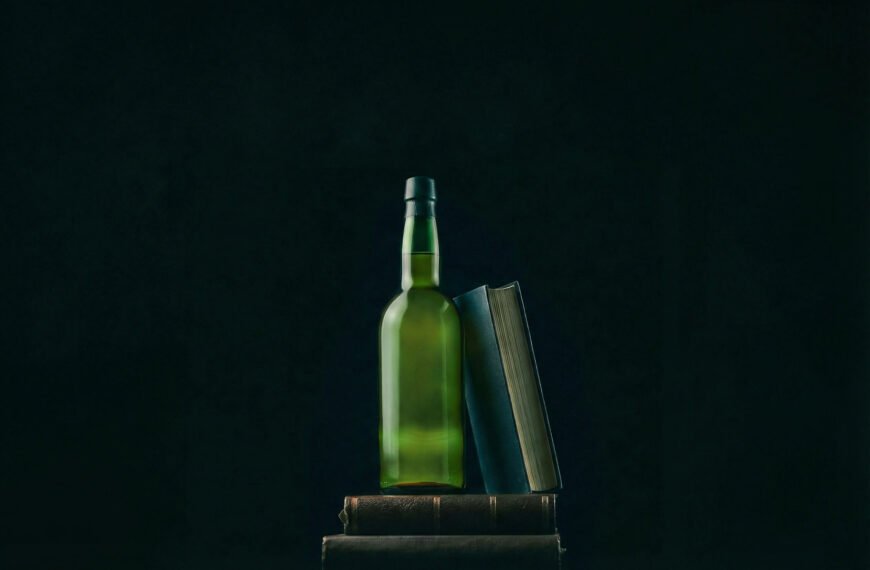 Cuando la sidra encuentra la palabra exacta: el diccionario que reúne todo el vocabulario de la cultura sidrera asturiana