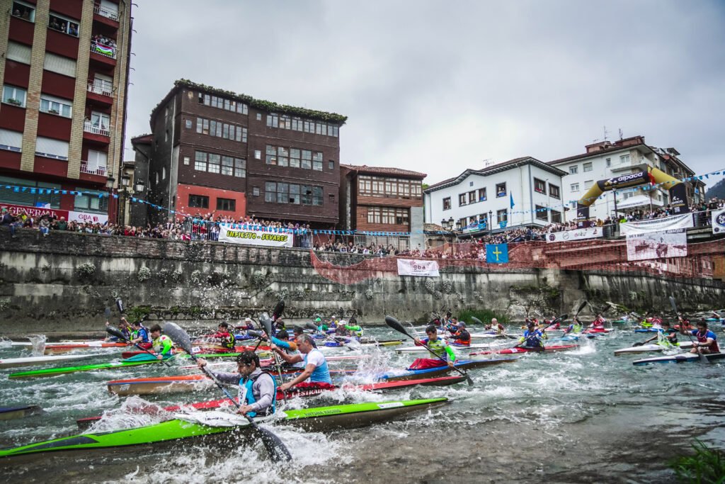 Descenso del Piloña: río sin agua, folixa desbordada