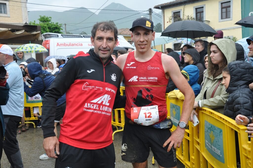 Víctor Álvarez y Fámita Sanmartín vencen en el Trail de Cuera