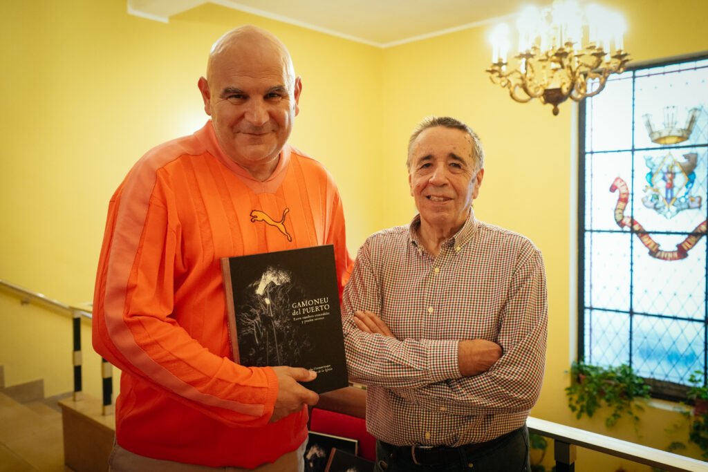 ‘Gamonéu del puerto’, un libro fotográfico sobre los pastores de los Picos de Europa