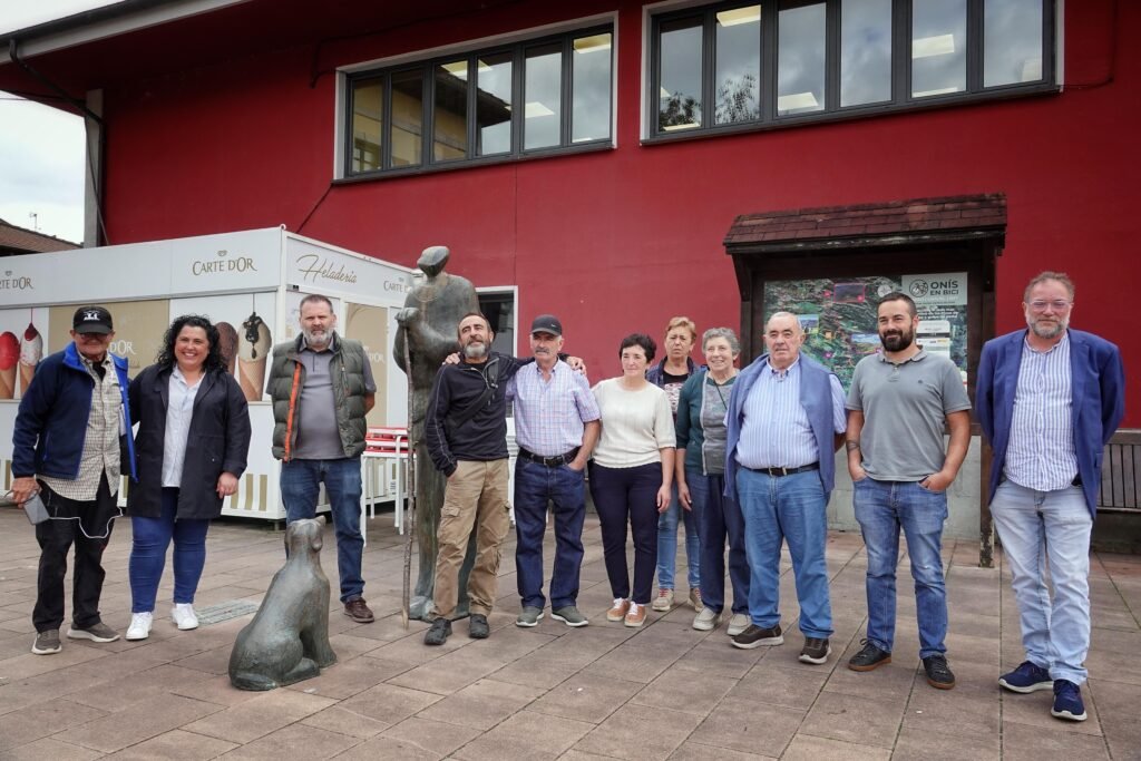 Catas, gaitas en la cueva y subasta solidaria: Onís desvela las grandes novedades del XLVI Certamen del Quesu Gamonéu