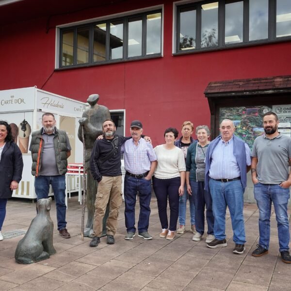 Catas, gaitas en la cueva y subasta solidaria: Onís desvela las grandes novedades del XLVI Certamen del Quesu Gamonéu