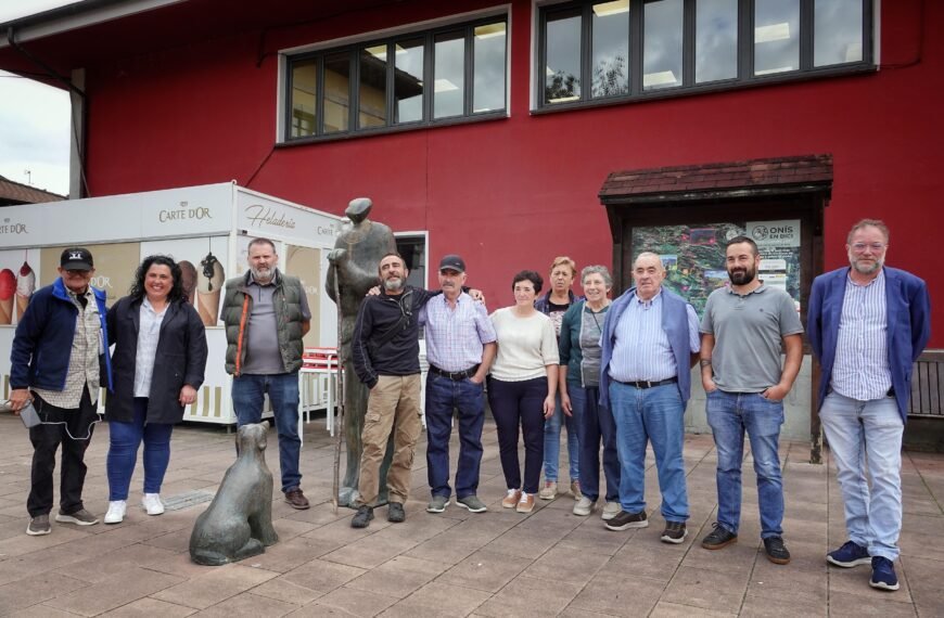 Catas, gaitas en la cueva y subasta solidaria: Onís desvela las grandes novedades del XLVI Certamen del Quesu Gamonéu